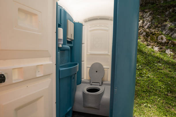 Best Local porta potty services  in Omro, WI